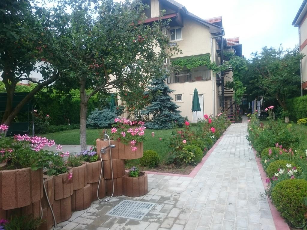 Zoi Residence คอสติเนช ภายนอก รูปภาพ